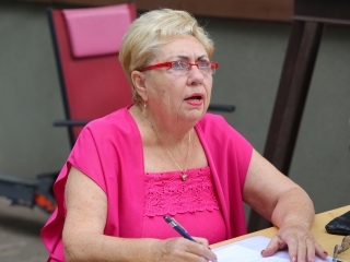 Hagyd otthon az unokád! (2025) - fotó: 