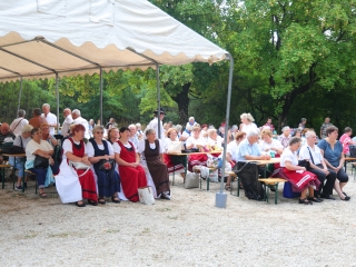 Hagyd otthon az unokád! (2025) - fotó: 