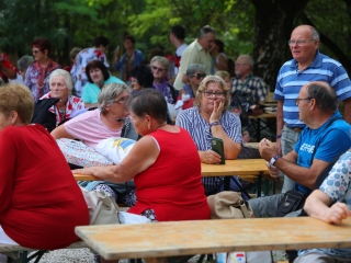 Hagyd otthon az unokád! (2025) - fotó: 
