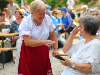Hagyd otthon az unokád! (2025) - fotó: 