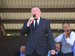 Hagyd otthon az unokád! (2025) - fotó: 