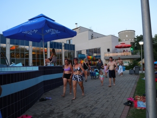 Holdfényfürdő (2025) - fotó: 