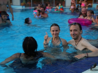 Holdfényfürdő (2025) - fotó: 