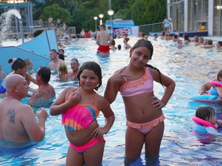 Holdfényfürdő (2025) - fotó: 