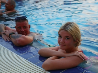 Holdfényfürdő (2025) - fotó: 