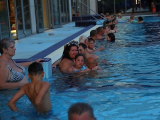 Holdfényfürdő (2025) - fotó: 