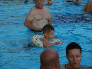 Holdfényfürdő (2025) - fotó: 