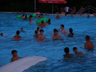 Holdfényfürdő (2025) - fotó: 