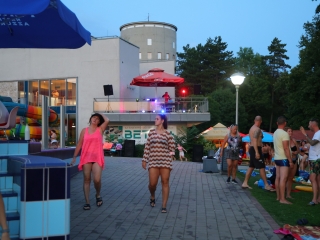 Holdfényfürdő (2025) - fotó: 