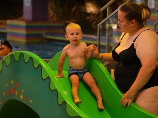 Holdfényfürdő (2025) - fotó: 