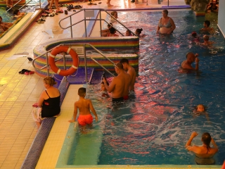 Holdfényfürdő (2025) - fotó: 