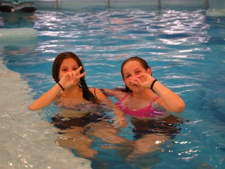 Holdfényfürdő (2025) - fotó: 