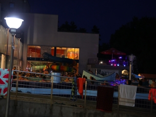 Holdfényfürdő (2025) - fotó: 