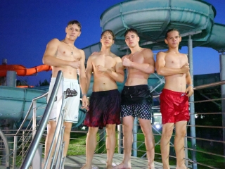 Holdfényfürdő (2025) - fotó: 