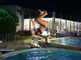 Holdfényfürdő (2025) - fotó: 