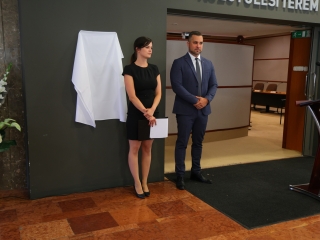 A közgyűlési terem névadó ünnepsége - fotó: 