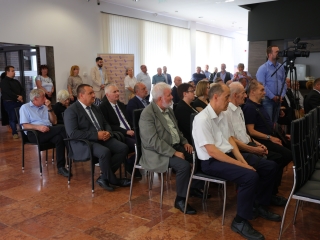 A közgyűlési terem névadó ünnepsége - fotó: 