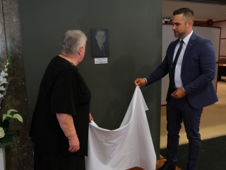 A közgyűlési terem névadó ünnepsége - fotó: 