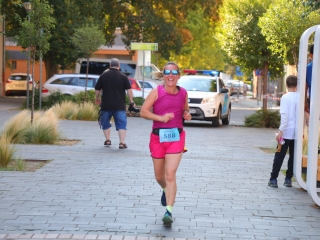 Fuss velünk, fuss értünk (2025) - fotó: 