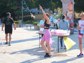 Fuss velünk, fuss értünk (2025) - fotó: 