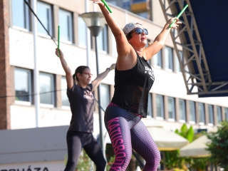 Fuss velünk, fuss értünk (2025) - fotó: 