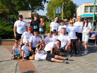 Fuss velünk, fuss értünk (2025) - fotó: 