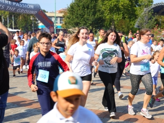 Fuss velünk, fuss értünk (2025) - fotó: 