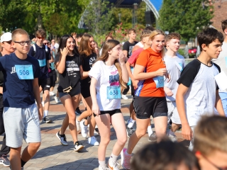 Fuss velünk, fuss értünk (2025) - fotó: 