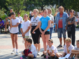 Fuss velünk, fuss értünk (2025) - fotó: 