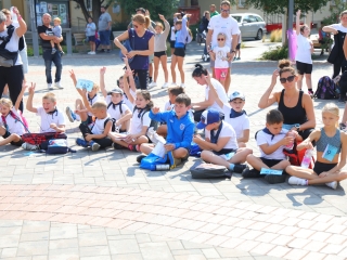 Fuss velünk, fuss értünk (2025) - fotó: 