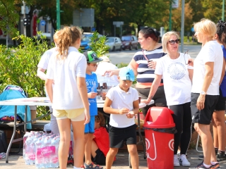 Fuss velünk, fuss értünk (2025) - fotó: 