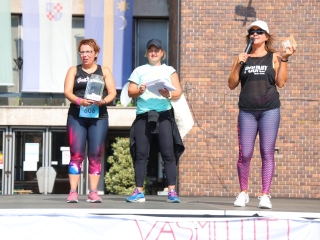 Fuss velünk, fuss értünk (2025) - fotó: 