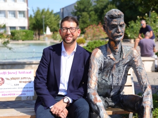 KönyvTér a Városháza téren (2025) - fotó: 