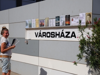 KönyvTér a Városháza téren (2025) - fotó: 