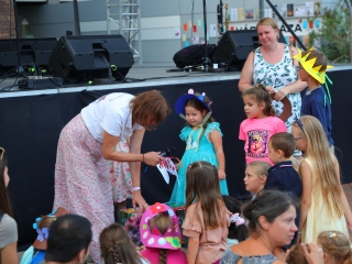 KönyvTér a Városháza téren (2025) - fotó: 