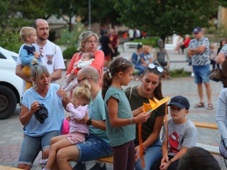 KönyvTér a Városháza téren (2025) - fotó: 