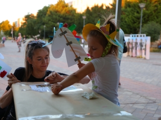 KönyvTér a Városháza téren (2025) - fotó: 