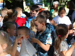 Együtt takarítottak a tiszta Dunaújvárosért! - fotó: 