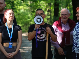 Együtt takarítottak a tiszta Dunaújvárosért! - fotó: 