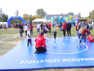 MOZD'ÚJVÁROS (2025) - fotó: 