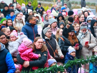 Az igazi Mikulás Dunaújvárosban - fotó: 