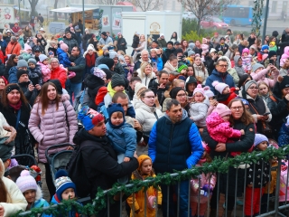 Az igazi Mikulás Dunaújvárosban - fotó: 
