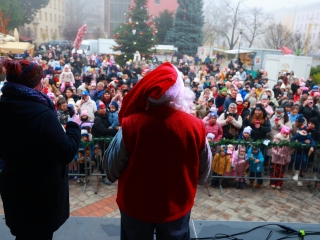 Az igazi Mikulás Dunaújvárosban - fotó: 