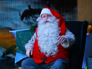 Az igazi Mikulás Dunaújvárosban - fotó: 