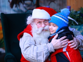 Az igazi Mikulás Dunaújvárosban - fotó: 