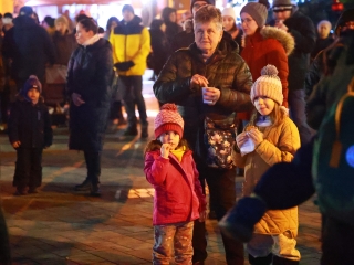 Az öröm rózsaszín gyertyája is fénylik (galéria) - fotó: 
