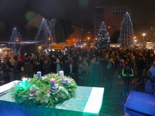 Az öröm rózsaszín gyertyája is fénylik (galéria) - fotó: 