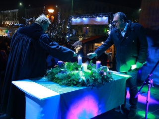 Az öröm rózsaszín gyertyája is fénylik (galéria) - fotó: 