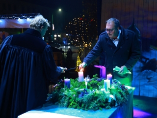 Az öröm rózsaszín gyertyája is fénylik (galéria) - fotó: 