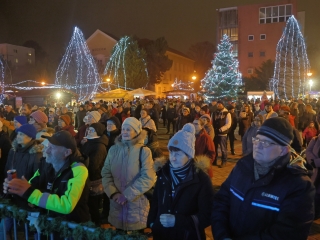 Az öröm rózsaszín gyertyája is fénylik (galéria) - fotó: 